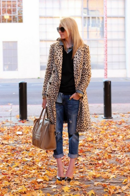 leopard print coat and boyfriend jeans